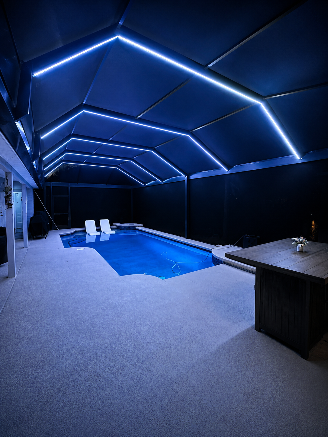 Elevated deck structure with column and rail accent lighting